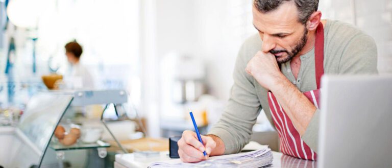 Make Payroll Easy: 7 Steps To A Stress Free Payday